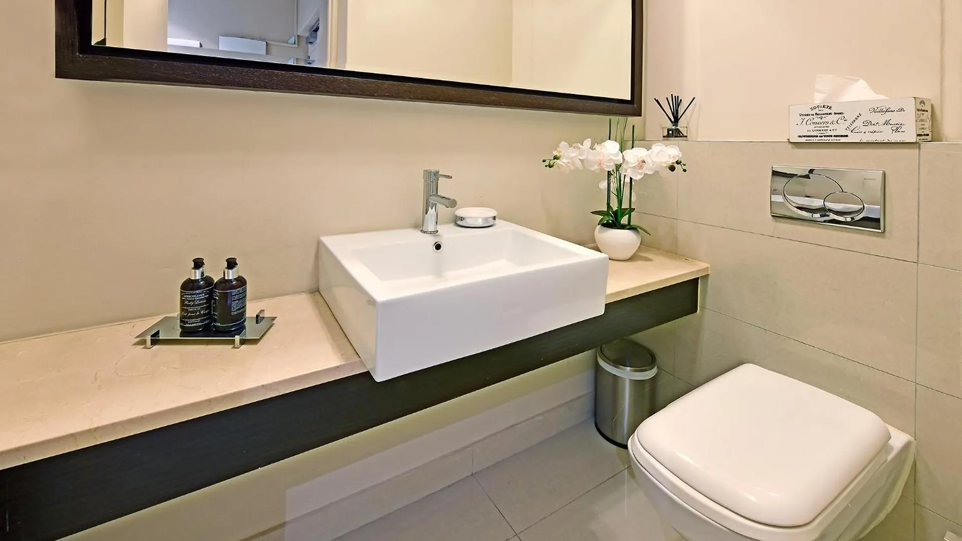 The Crystal 203 Camps Bay - Back-Up Power Apartment Cape Town 0*,